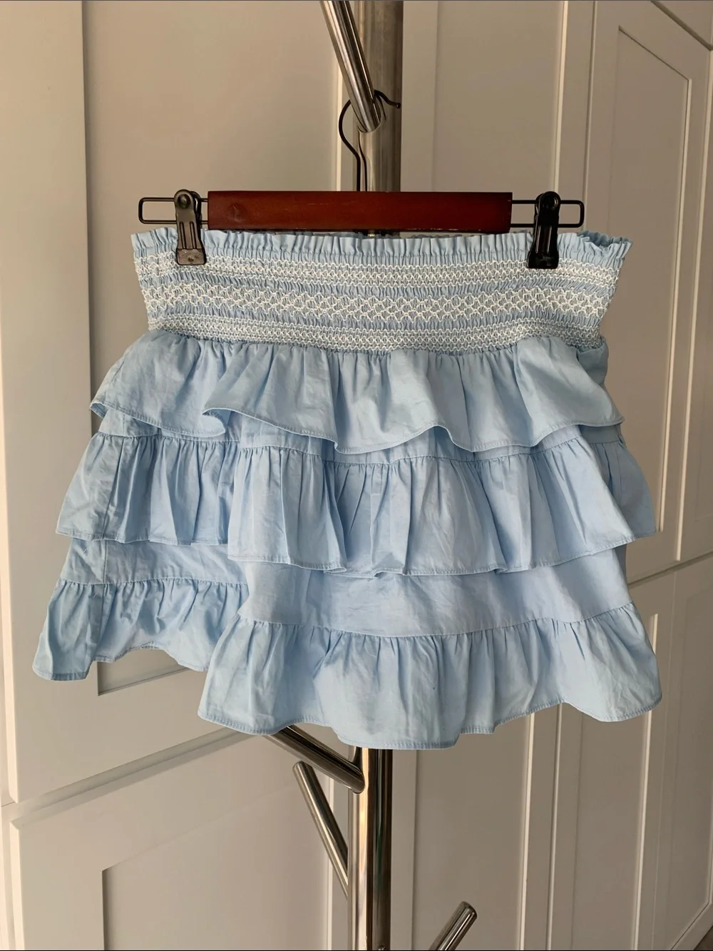 TCEC Light Blue Ruffled Mini Skort, Size L. - Picture 1 of 8